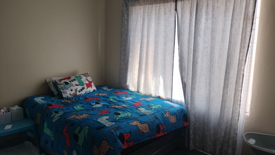 To Let 3 Bedroom Property for Rent in Waterval East North West
